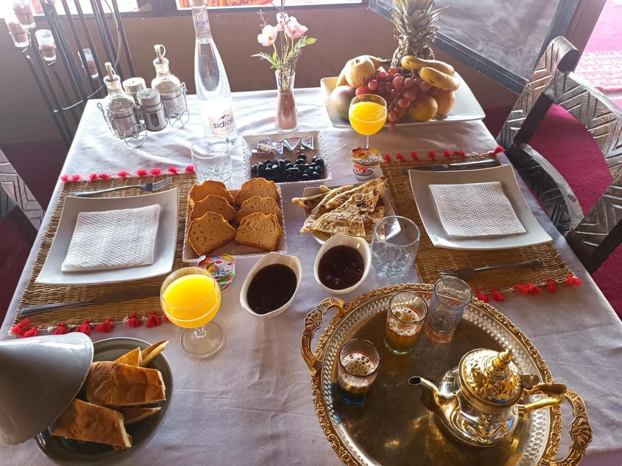 Merzouga Traditional Luxury Camp Buitenkant foto